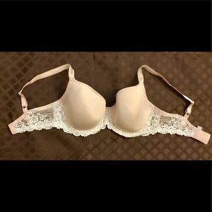 Bra 34D